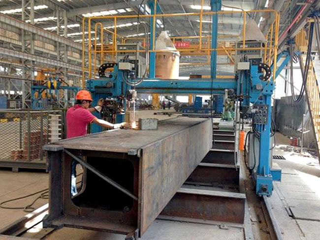 渝中网架厂房车间